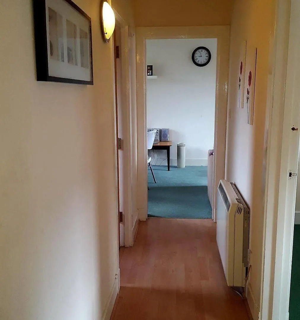 Edinburgh City Center Coady Apartment Sleeps 5 Free Car Park Space בריטניה