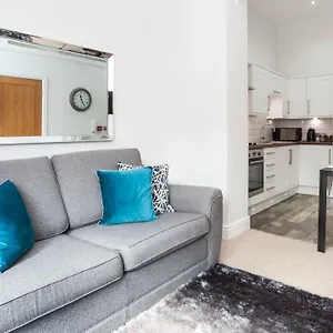 4 The Keyes- Stunning & Stylish With Free Parking , York United Kingdom
