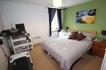 Edinburgh City Center Coady Apartment Sleeps 5 Free Car Park Space