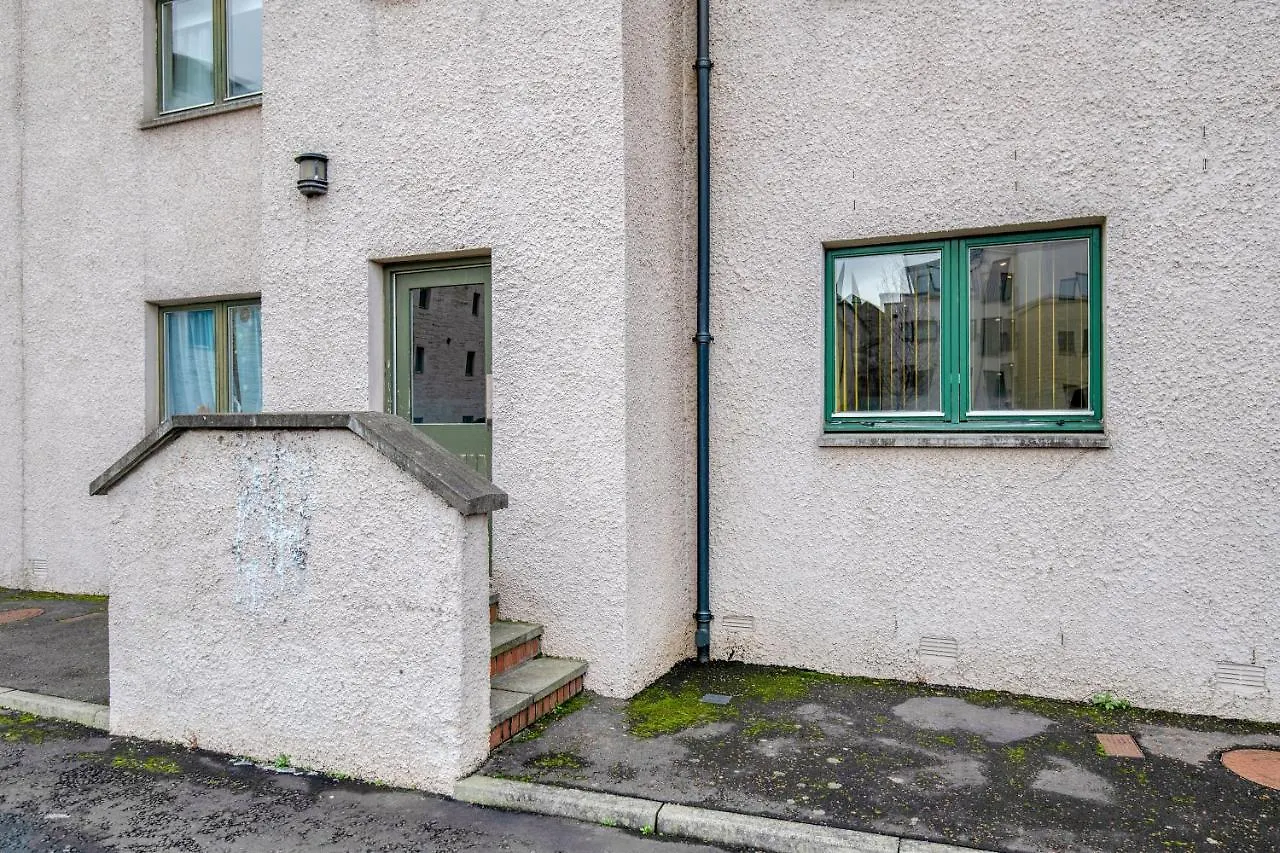 Edinburgh City Center Coady Apartment Sleeps 5 Free Car Park Space 0*,