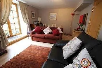 Edinburgh City Center Coady Apartment Sleeps 5 Free Car Park Space 0*,